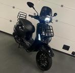 Vespa Sprint 2022 Glan zwart BROM/SNOR 3743KM met Garantie ✅, Fietsen en Brommers, Scooters | Vespa, Ophalen, Maximaal 45 km/u