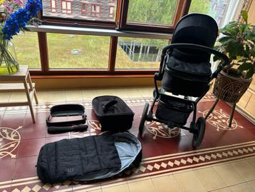 Prachtige uitgebreide Joolz day+ kinderwagen beschikbaar voor biedingen