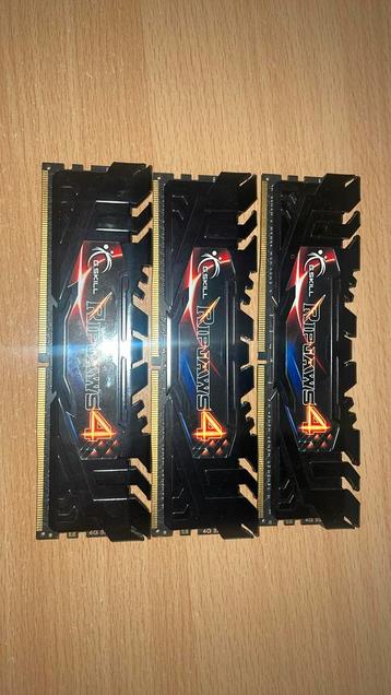 3x ram sticks DDR4 4GB per ramstick beschikbaar voor biedingen