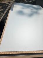 stapel witte, gelamineerde spaanplaatplaten,, Doe-het-zelf en Verbouw, Platen en Panelen, Ophalen, Zo goed als nieuw, Overige materialen