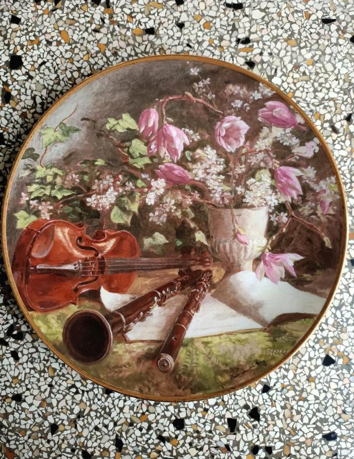 Wandbord met stilleven in de muziekkamer. Royal Mosa., Huis en Inrichting, Woonaccessoires | Wanddecoraties, Zo goed als nieuw