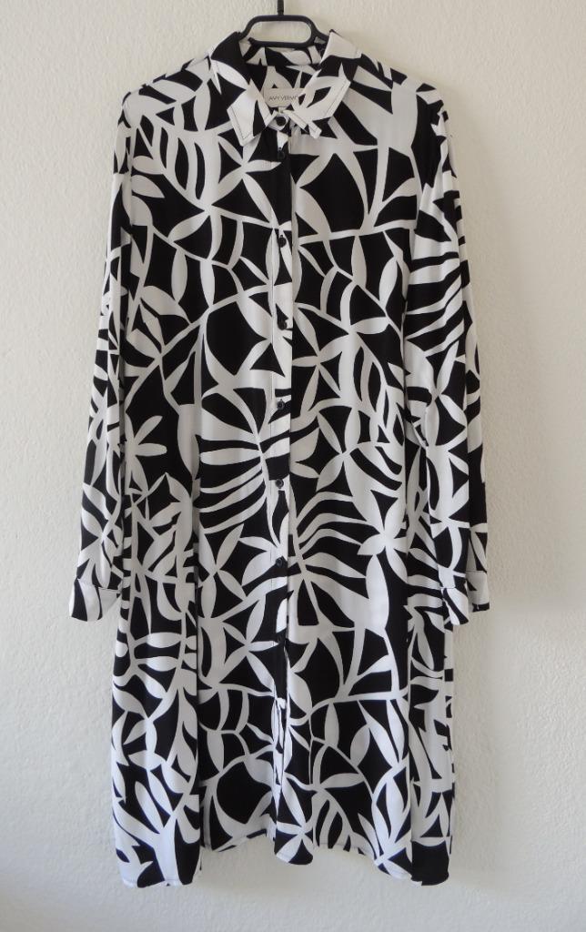 Mooie zwart/witte dames Blouse Amy Vermont, Kleding | Dames, Grote Maten, Nieuw, Blouse of Tuniek, Zwart, Ophalen of Verzenden