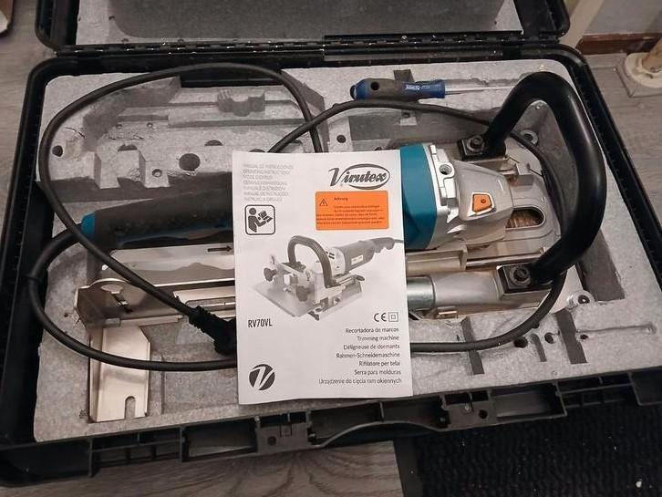 Virutex Kozijnenzaag RV70VL, Doe-het-zelf en Verbouw, Gereedschap | Zaagmachines, Zo goed als nieuw, 1200 watt of meer, Ophalen of Verzenden