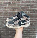 Nike Air Jordan 1 Mid Desert Leopard Safari, Overige kleuren, Nike, Ophalen of Verzenden, Sneakers of Gympen