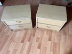 Twee houten nachtkastjes met lades, Huis en Inrichting, Slaapkamer | Nachtkastjes, Ophalen, Gebruikt, Minder dan 45 cm, Minder dan 55 cm