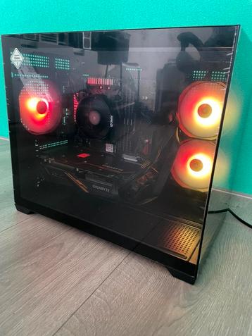 Game pc beschikbaar voor biedingen