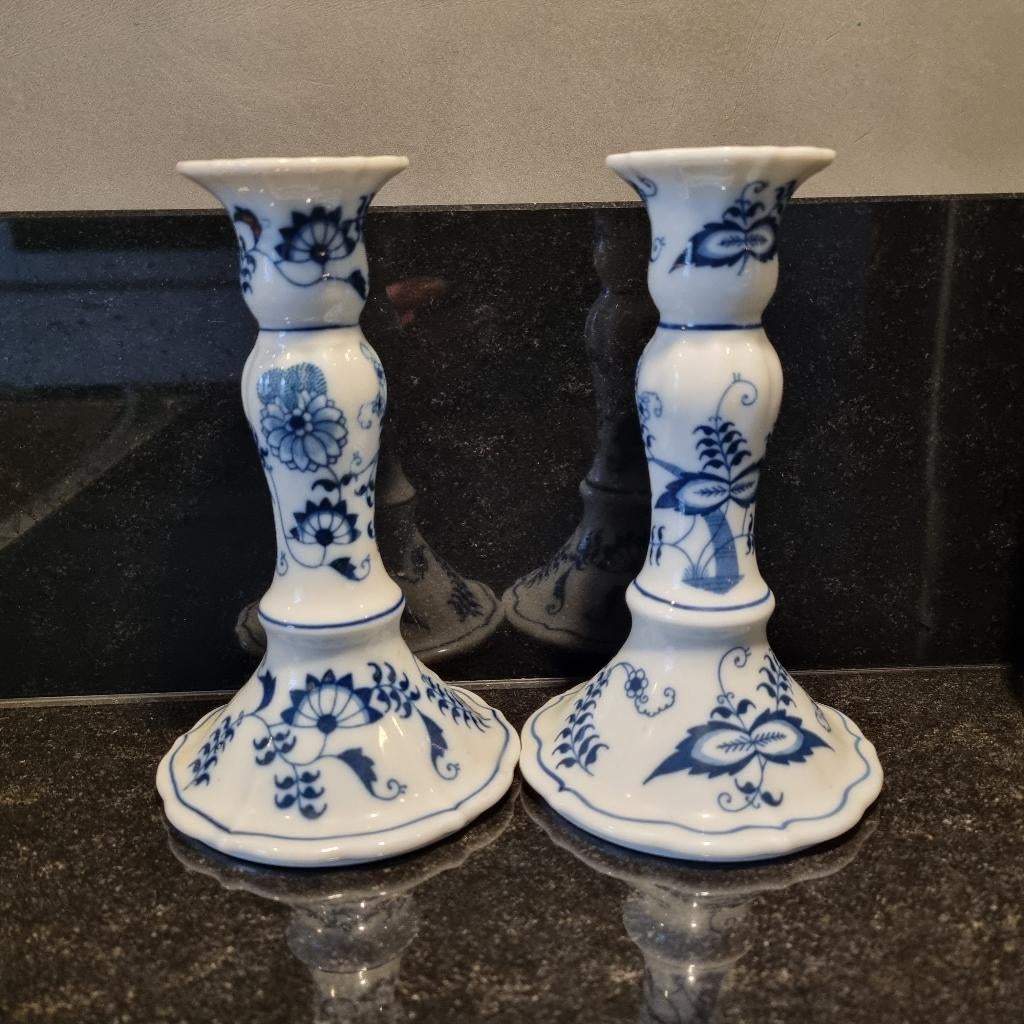 2 porseleinen kandelaars Blue Danube, Antiek en Kunst, Antiek | Servies los, Ophalen of Verzenden