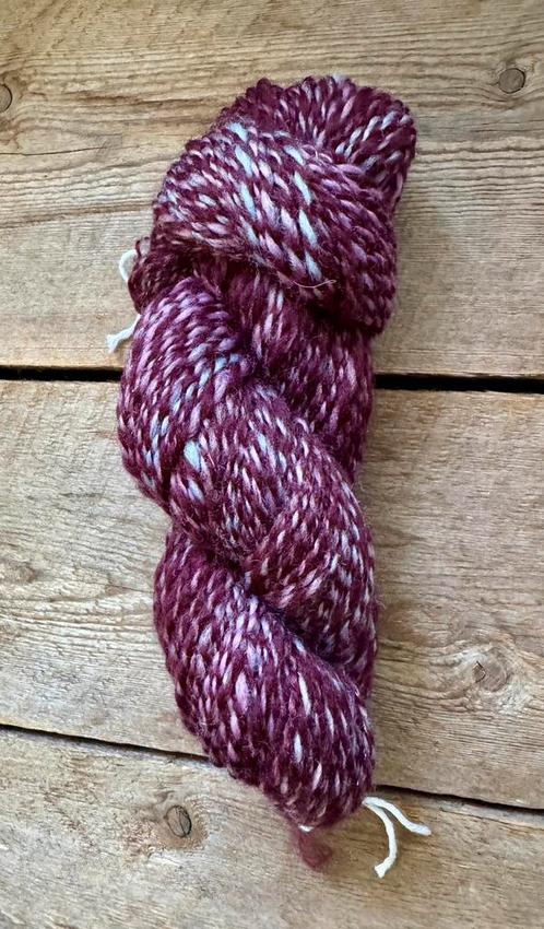 Handgesponnen streng merino met glitter, Hobby en Vrije tijd, Breien en Haken, Nieuw, Breien of Haken, Wol of Garen, Ophalen of Verzenden