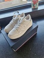 Tommy Hilfiger Schoenen Dames maat 39, Overige kleuren, Nieuw, Ophalen of Verzenden, Sneakers of Gympen