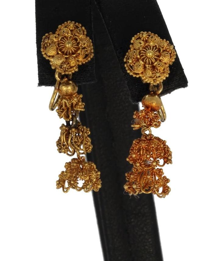 Filigrain antiek set 14k gouden oorbellen dames fraai sale, Sieraden, Tassen en Uiterlijk, Antieke sieraden, Oorbellen, Goud, Met edelsteen