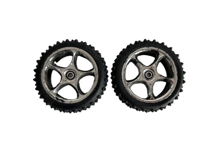 2x Traxxas banden voor 1/10 rc auto, Hobby en Vrije tijd, Modelbouw | Radiografisch | Auto's, Gebruikt, Onderdeel, Ophalen of Verzenden