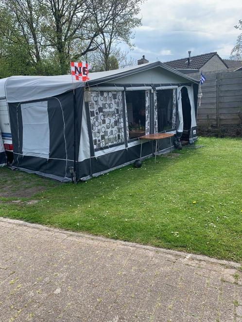 Te Koop: instapklare toercaravan Hobby Excellent 1998, Caravans en Kamperen, Caravans, Particulier, tot en met 4, 1000 - 1250 kg