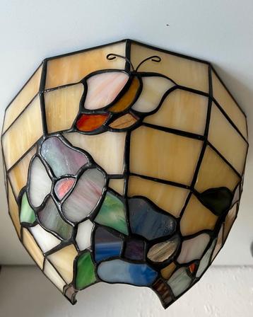 Tiffany wand lamp(v) beschikbaar voor biedingen