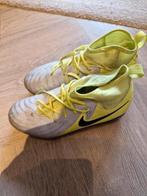 Voetbalschoenen maat 36.5 - Jong Gebruikt, Ophalen of Verzenden