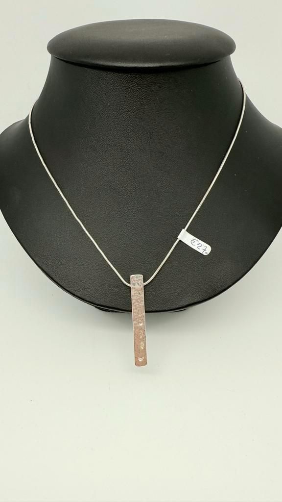 Zilveren ketting met hanger: inscriptie:LOVE, Sieraden, Tassen en Uiterlijk, Kettingen, Zo goed als nieuw, Zilver, Met hanger