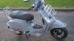 TE KOOP VESPA SPRINT COSTUM MET 850 KM OP DE TELLER, Fietsen en Brommers, Ophalen, Overige modellen, Zo goed als nieuw, Benzine