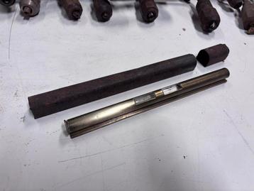 Antiek messing waterpasje beschikbaar voor biedingen