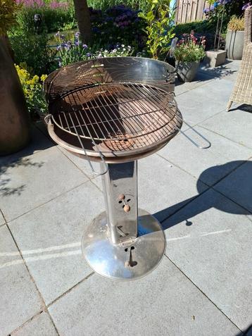 Barbeque  beschikbaar voor biedingen