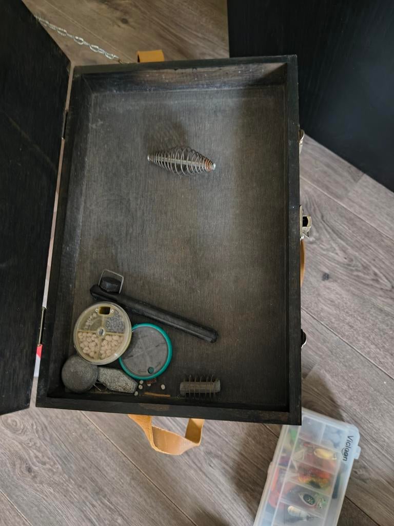 Visspullen met loodjes, molen, dobbertjes en aas, Ophalen of Verzenden