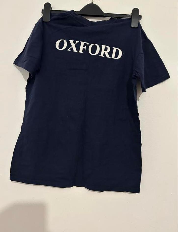 Donkerblauw T-shirt met 'University of Oxford' opdruk, Kleding | Dames, T-shirts, Zo goed als nieuw, Maat 38/40 (M), Blauw, Korte mouw