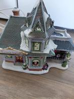 Kersthuisje /Victoria station, Ophalen of Verzenden, Zo goed als nieuw