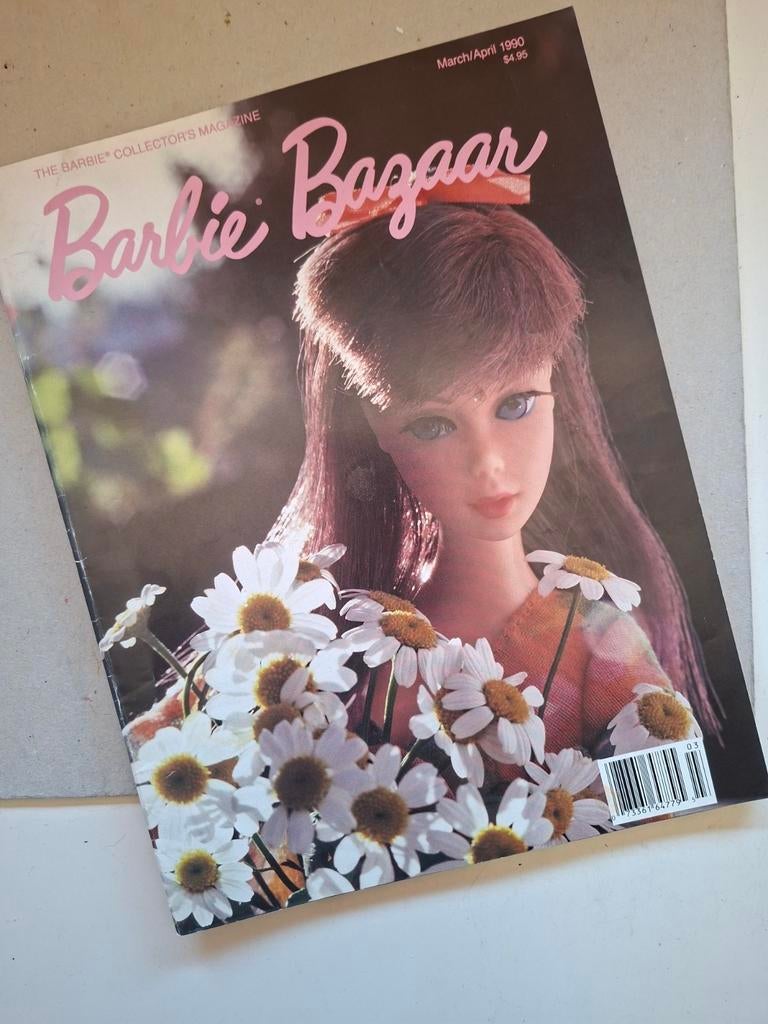 Vintage barbie bazaar 1990 magazine poppen dolls mattel, Verzenden, Zo goed als nieuw, Overige typen