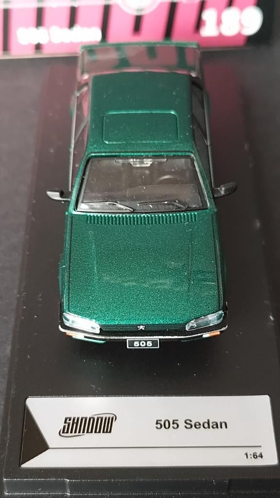 Peugeot 505 Berline Groen metallic 1:64 Shadow Pol, Hobby en Vrije tijd, Shadow, Auto, Verzenden, .