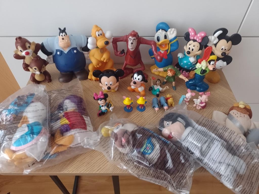 Kleine Disney verzameling, Ophalen of Verzenden, Overige figuren, Beeldje of Figuurtje