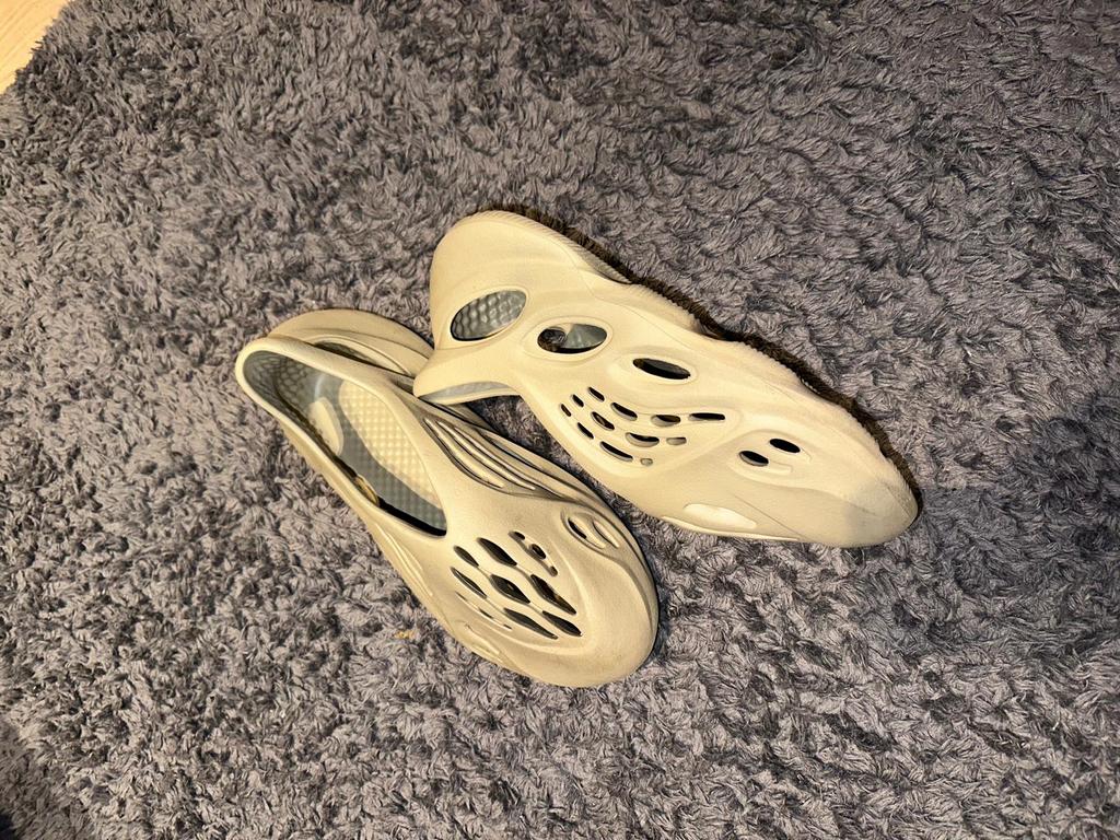 Yeezy Foam Runner Sand – Maat 41 ( Origineel), Kleding | Heren, Schoenen, Overige kleuren, Ophalen of Verzenden, Sneakers of Gympen
