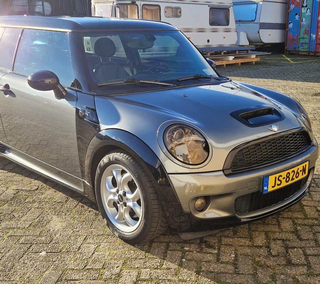 Mini Clubman Cooper S, 750 kg, 4 cilinders, 4 stoelen, 14 km/l