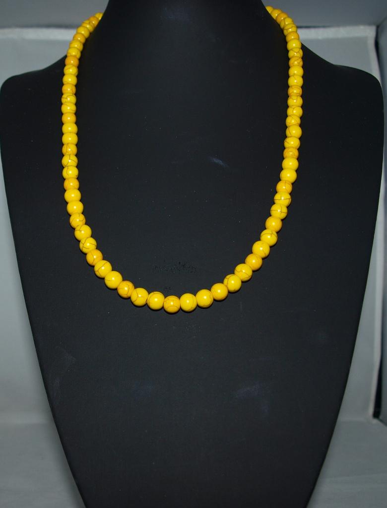 ketting  geel met zilverkleurig magnetisch slotje 59 cm lang, Sieraden, Tassen en Uiterlijk, Kettingen, Ophalen of Verzenden, Nieuw
