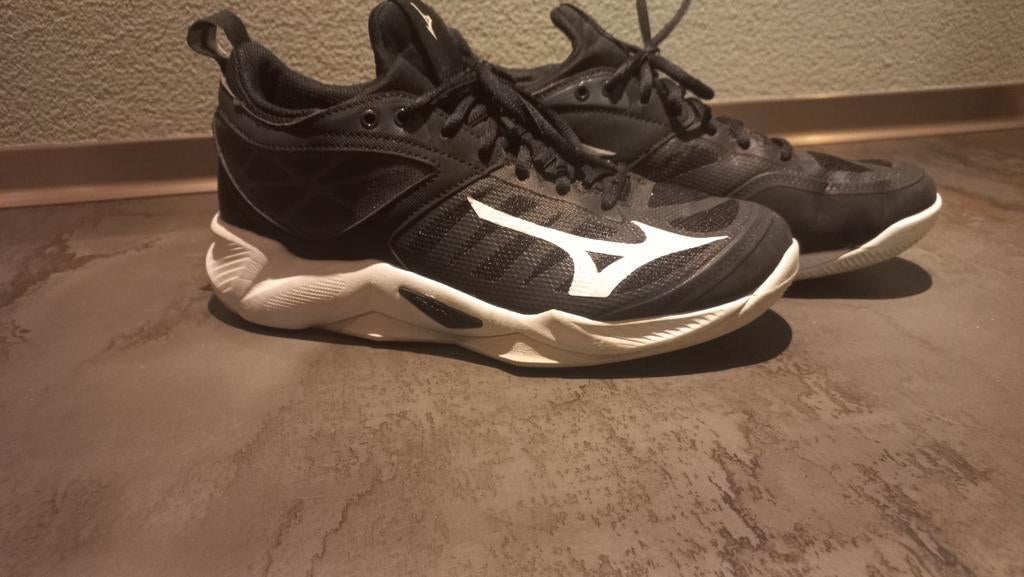 Mizuno Wave Dimension Sportschoenen - Maat 38, Ophalen of Verzenden, Gedragen, Mizuno, Sportschoenen