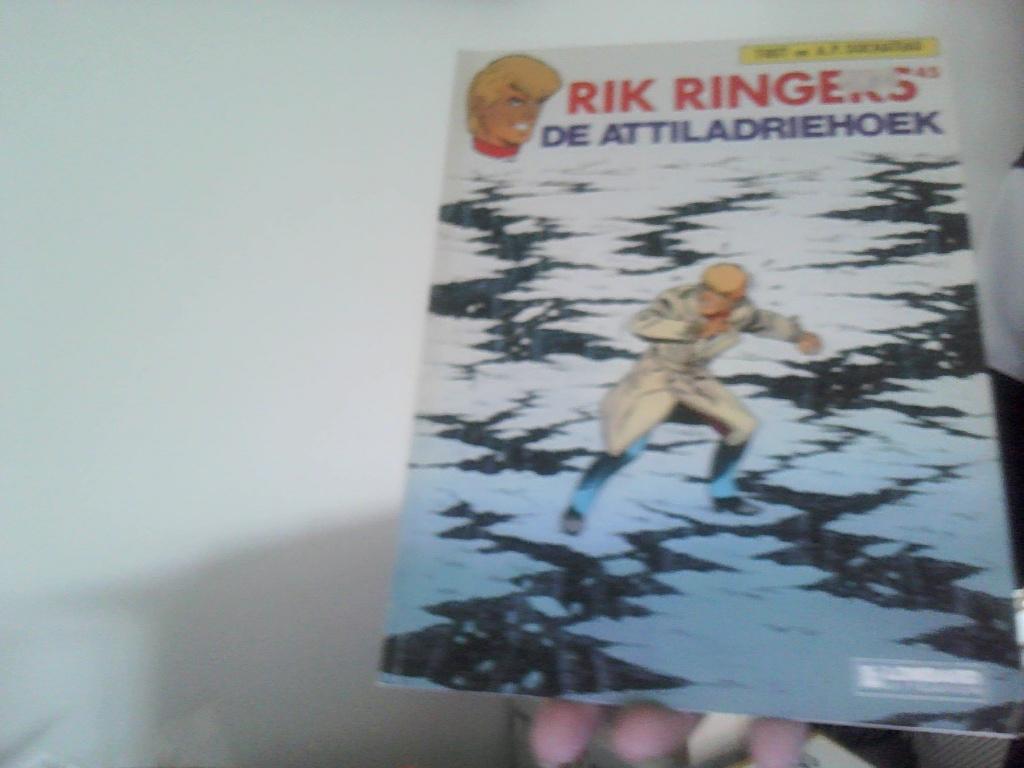rik ringers nr 45 de attiladriehoek eerste druk 1988 lombard, Eén stripboek, Ophalen of Verzenden, Zo goed als nieuw