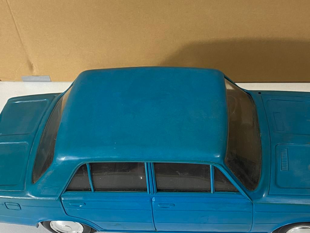 1:10 LADA 2103-( fiat 125)-russian toy-SYZRAN-hard plastic, Ophalen of Verzenden, Zo goed als nieuw, Auto