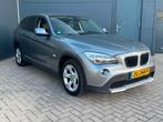 BMW X1 SDrive18i Executive / Automaat / Carplay / Trekhaak, Euro 5, Achterwielaandrijving, 4 cilinders, 150 pk