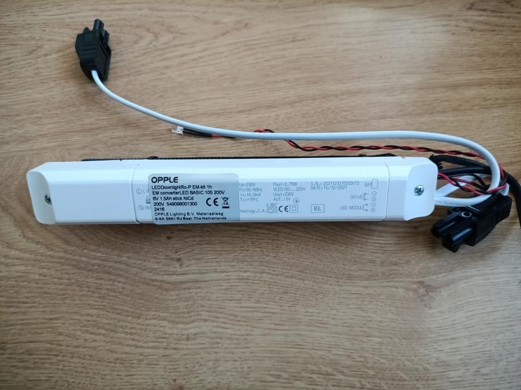 OPPLE EM converter LED BASIC 105 200V, Ophalen of Verzenden, Zo goed als nieuw, Modern