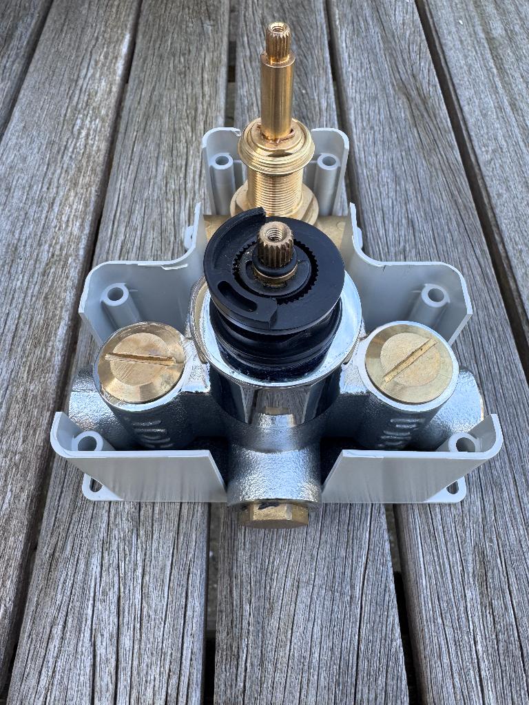 Inbouw kranen bieden vanaf €25 p/st !, Doe-het-zelf en Verbouw, Sanitair, Nieuw, Kraan, Chroom, Rvs, Ophalen