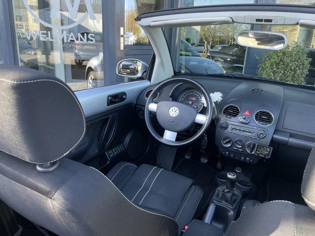 Volkswagen New Beetle Cabriolet 1.6 Highline APK 03-2027 l S, Auto's, Stof, Gebruikt, 4 cilinders, Cabriolet