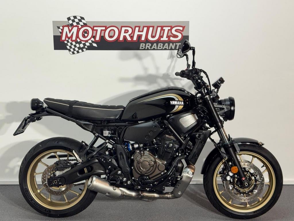 YAMAHA XSR 700 ABS (bj 2022), 2 cilinders, Bedrijf, Onbekend, Toermotor
