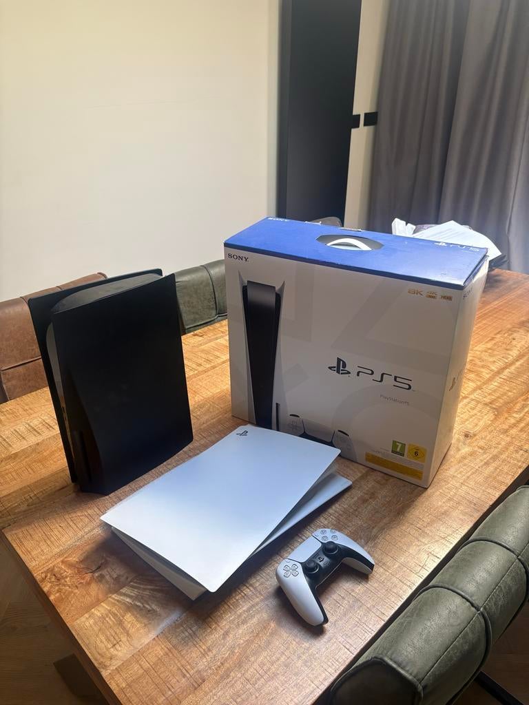 PlayStation 5 Disk Editie met extra witte platen en doos, Spelcomputers en Games, Ophalen, Gebruikt, Playstation 5