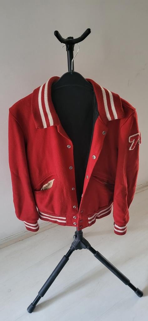 Vintage Rode varsity jacket met witte strepen, Kleding | Heren, Ophalen of Verzenden, Zo goed als nieuw, Rood
