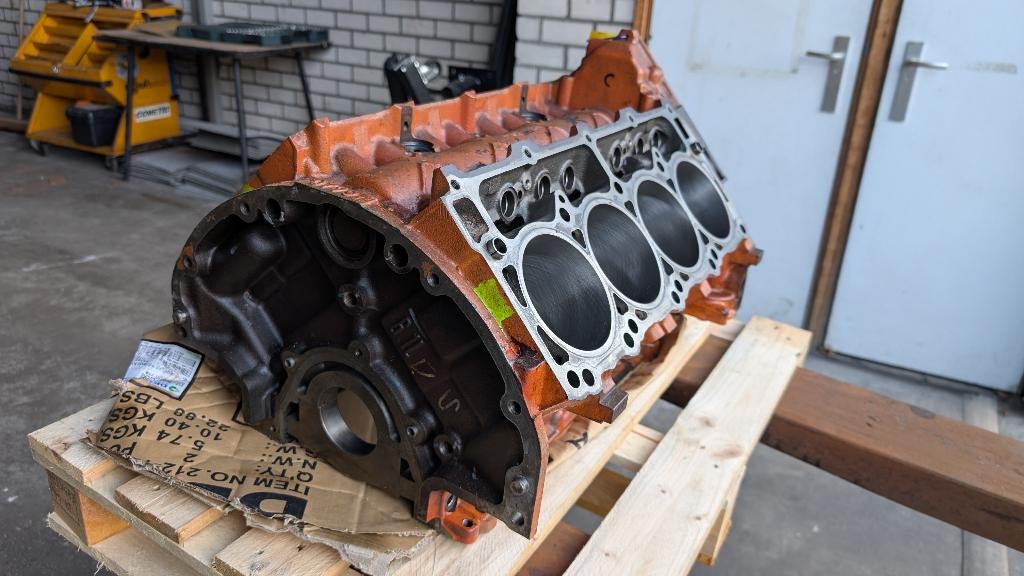 6.1 HEMI SRT8 Motorblok / Engine Block – 05037388AB, Ophalen of Verzenden, Gebruikt, Chrysler