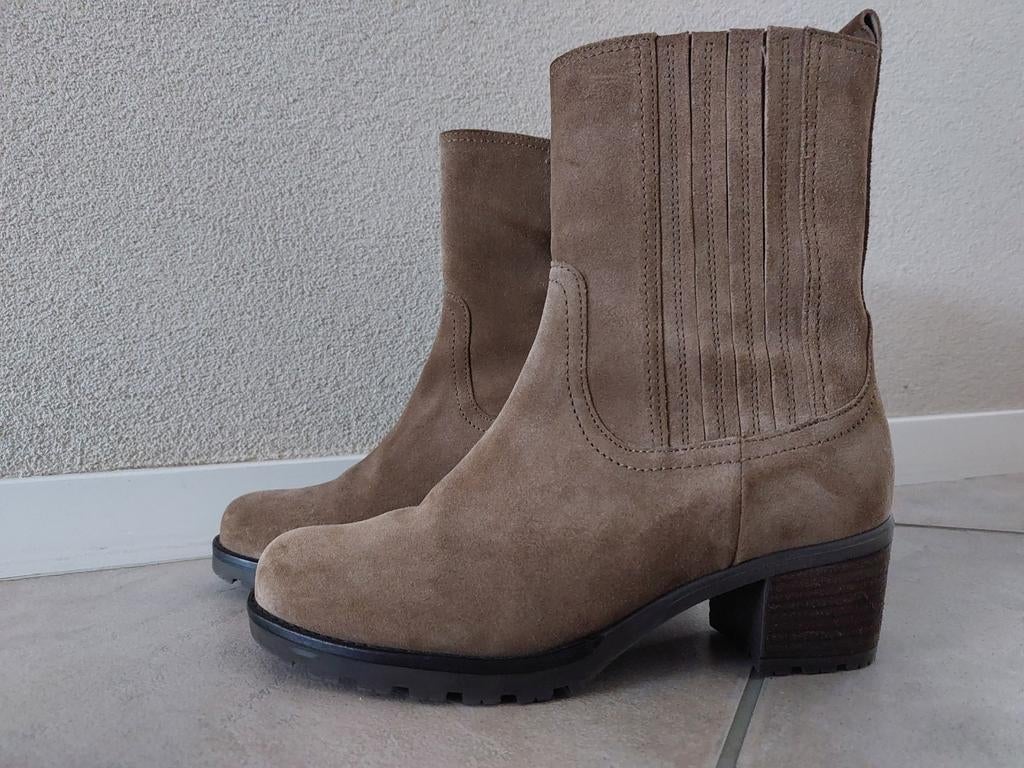 Gabor- Taupe enkelboots 801.4 -maat 4.5, Bruin, Lage of Enkellaarzen, Gabor, Ophalen of Verzenden