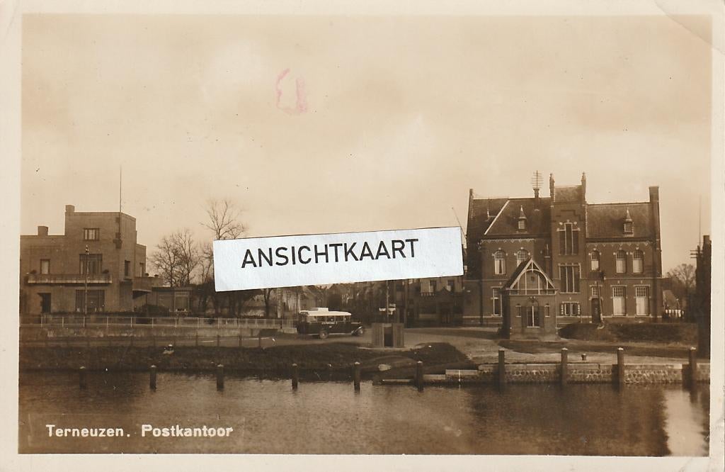 Ansichtkaart Terneuzen - Postkantoor - fotokaart - 1952, Verzamelen, Ansichtkaarten | Nederland, Verzenden, 1940 tot 1960, Gelopen