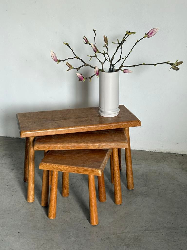 Set van 3 vintage houten bijzettafels, Gebruikt, 55 tot 75 cm, Rechthoekig, Hout