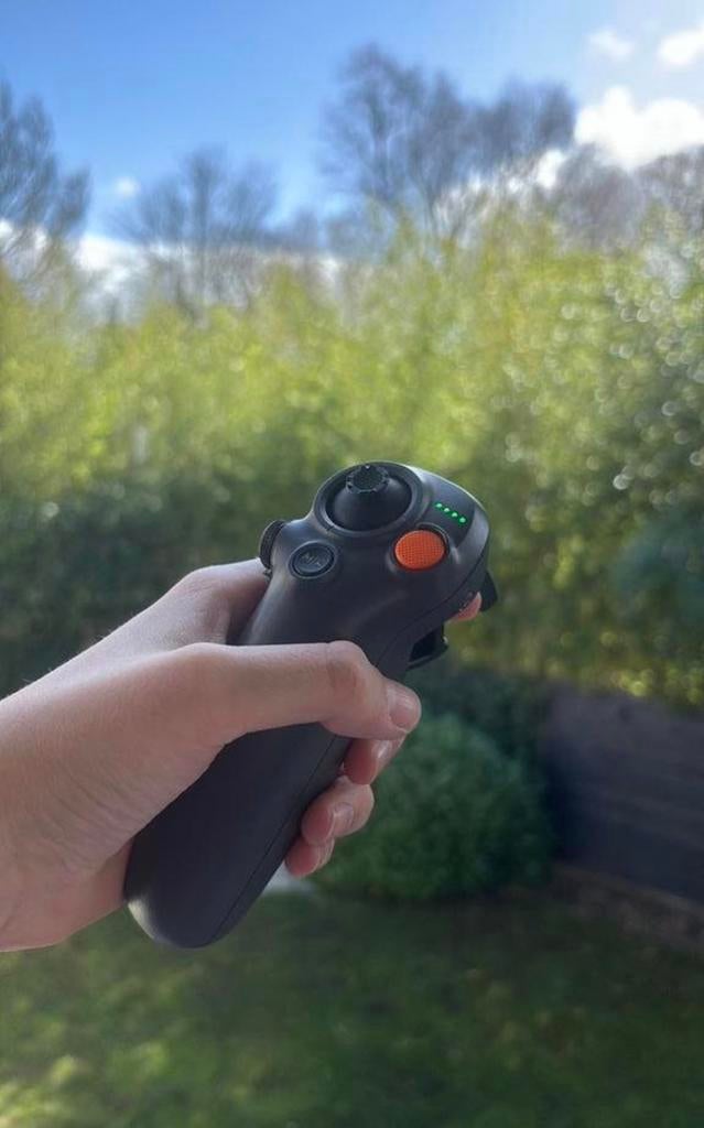 DJI motion controller 3, 5 tot 10 kilometer, Zo goed als nieuw, DJI, Meer dan 45 minuten