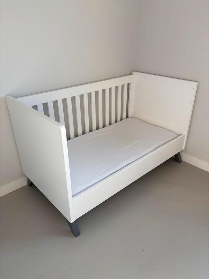 Bopita Levi Ledikant/Bedbank 70x140 cm met matras, Kinderen en Baby's, Kinderkamer | Bedden, Zo goed als nieuw, 140 tot 160 cm