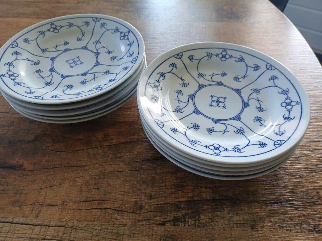 Saksisch blauw, Ophalen of Verzenden, Porselein, Overige stijlen, Bord(en)