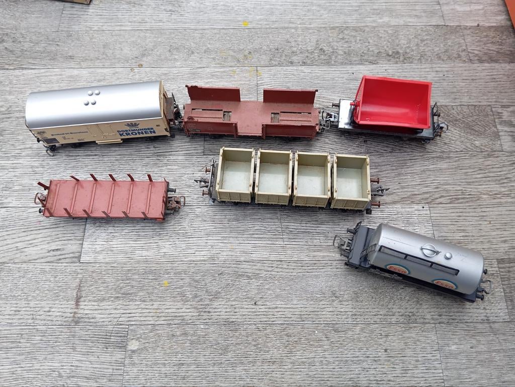 6 Märklin HO wagons met gebruikssporen, Hobby en Vrije tijd, Ophalen of Verzenden