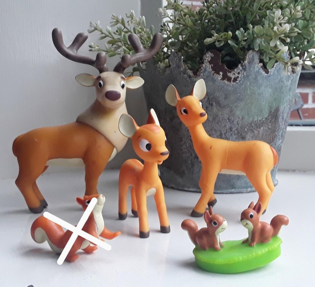 Dieren van het bos - hert - ree - eekhoorn -- vanaf €1,50, Ophalen of Verzenden, Gebruikt, Jongen of Meisje